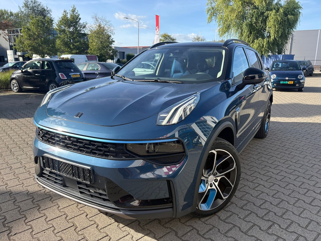 Lynk & Co 01 1.5 PHEV 261PK PANO, 360 CAMERA ETC (BOVAG/RIJKLAARPRIJS)