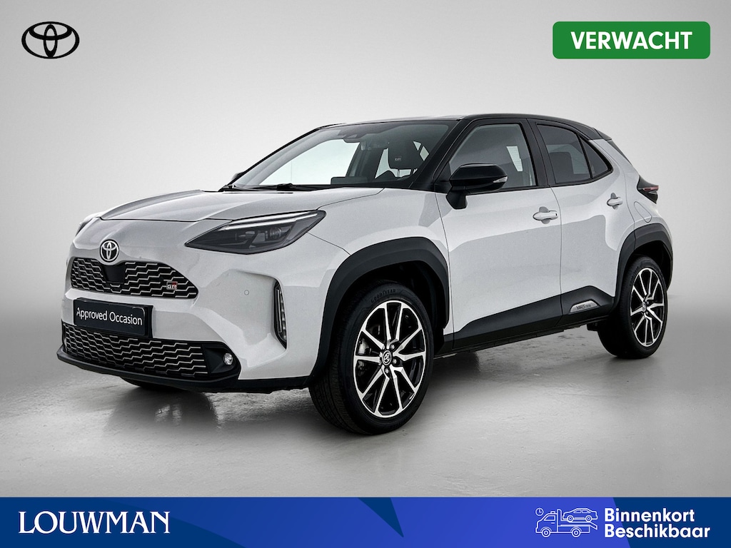 Toyota Yaris Cross 1.5 Hybrid GR Sport Limited | BTW voertuig | Dodehoek detectie | Head-Up Display | Parkeersensoren voor+achter | Stoelverwarming | Navigatie | Apple CarPlay/Android Auto | Cruise Control Adaptive | Achteruitrijcamera |