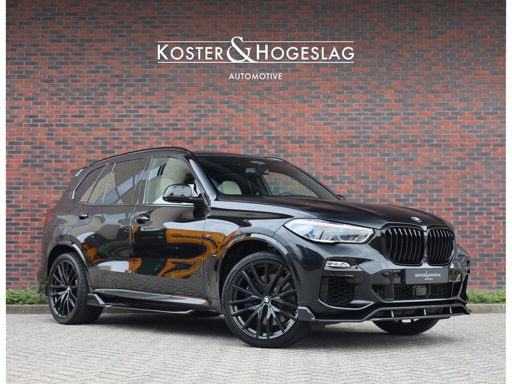 BMW X5 M50i | B&W - Bodykit - HUD