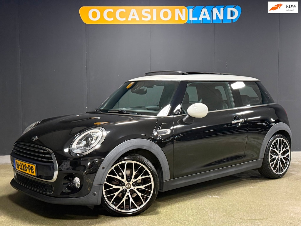 MINI Cooper 3-Deurs 1.5 Chili Serious Business|PANO|SFEER|CAMERA|ACC|STOELV|BLUETOOTH|NAVI|18INCH|