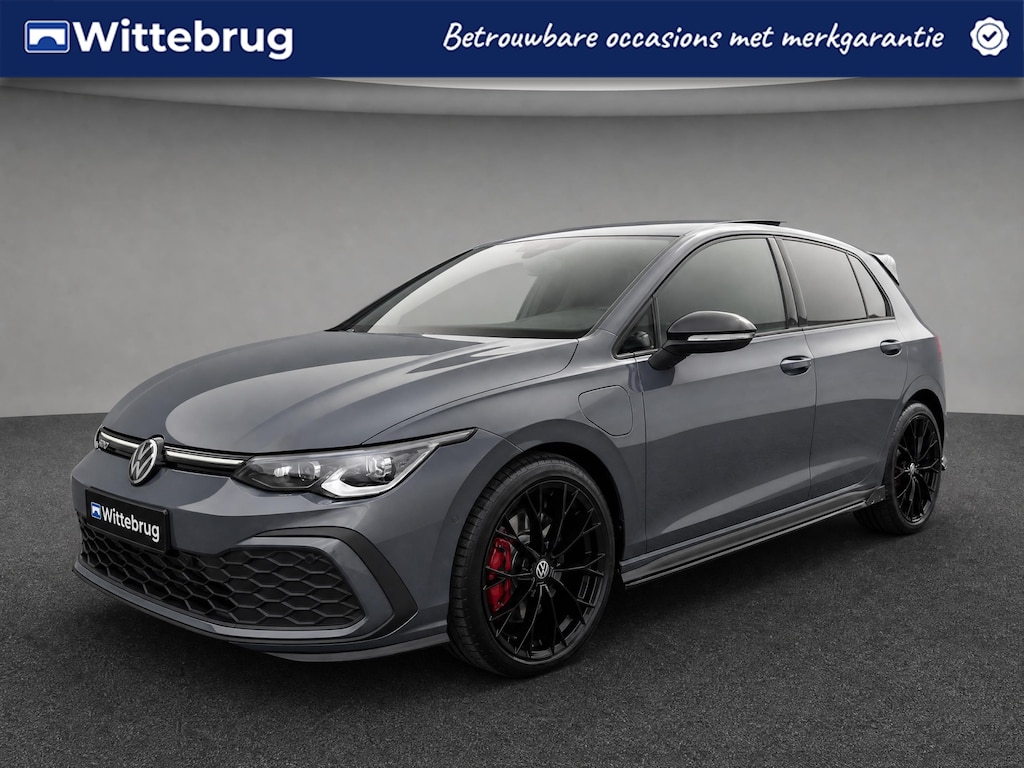 Volkswagen Golf 1.4 eHybrid GTE / Panoramadak / Lederen Memory Seat / Stoelverwarming V+A / Head-Up Display / Achteruitrijcamera