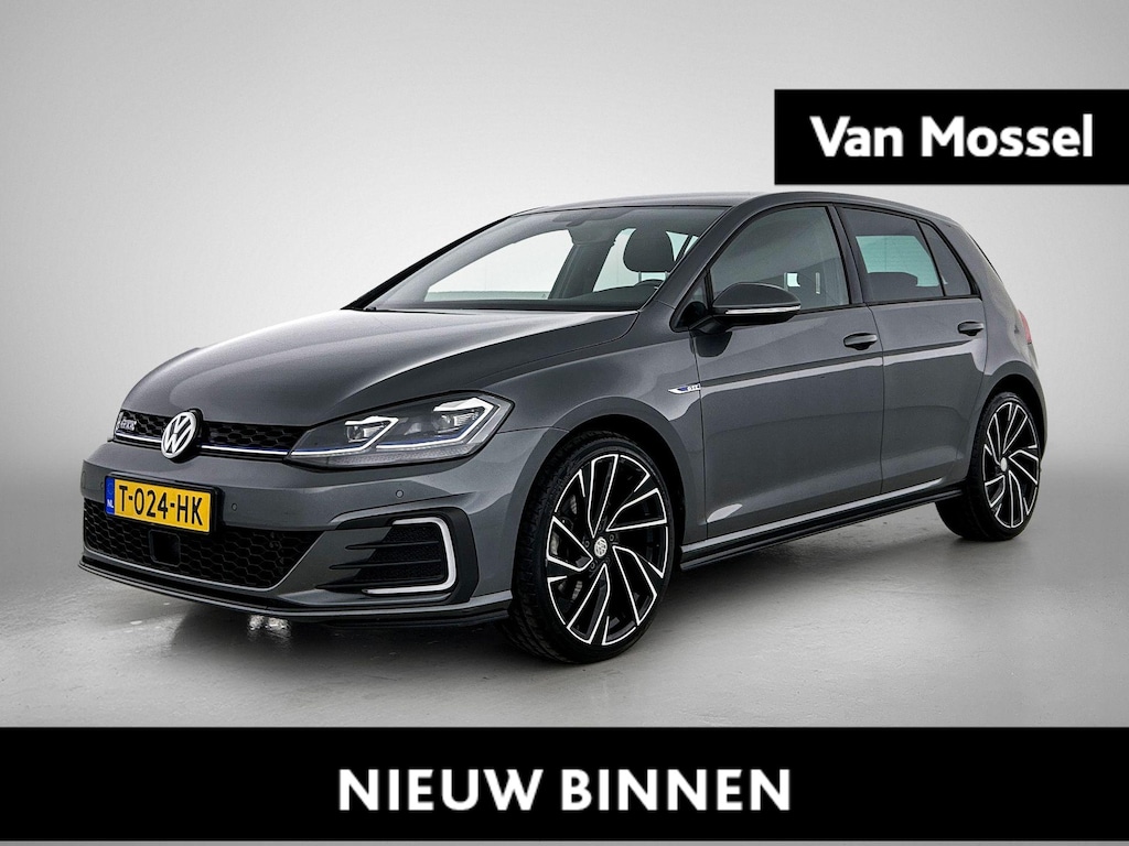 Volkswagen Golf 1.4 TSI PHEV GTE | Automaat | Climate Control | Achteruitrijcamera | Cruise Control | Lichtmetalen Velgen |