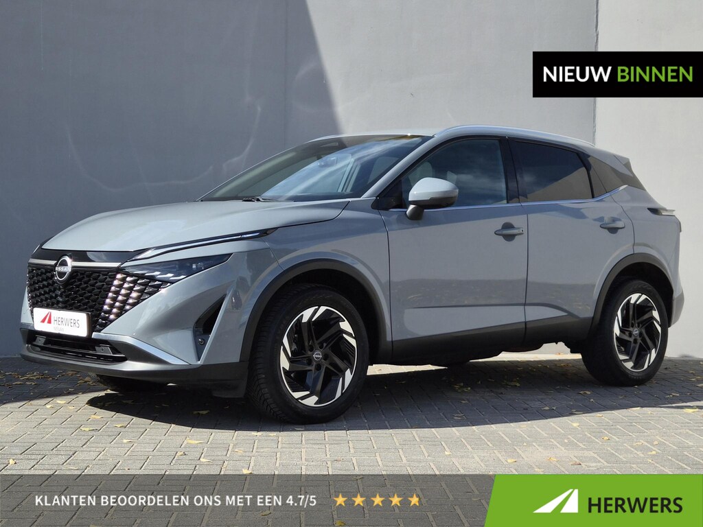 Nissan Qashqai 1.3 MHEV Xtronic N-Connecta / Facelift Model / Fabrieksgarantie tot 11-2027 / Dealer onderhouden / Trekgewicht 1800 kg / Cold Pack / All season banden / Rondomzicht camera / Stuur- Stoel & Voorruit verwarming / Apple Carplay Android Auto /