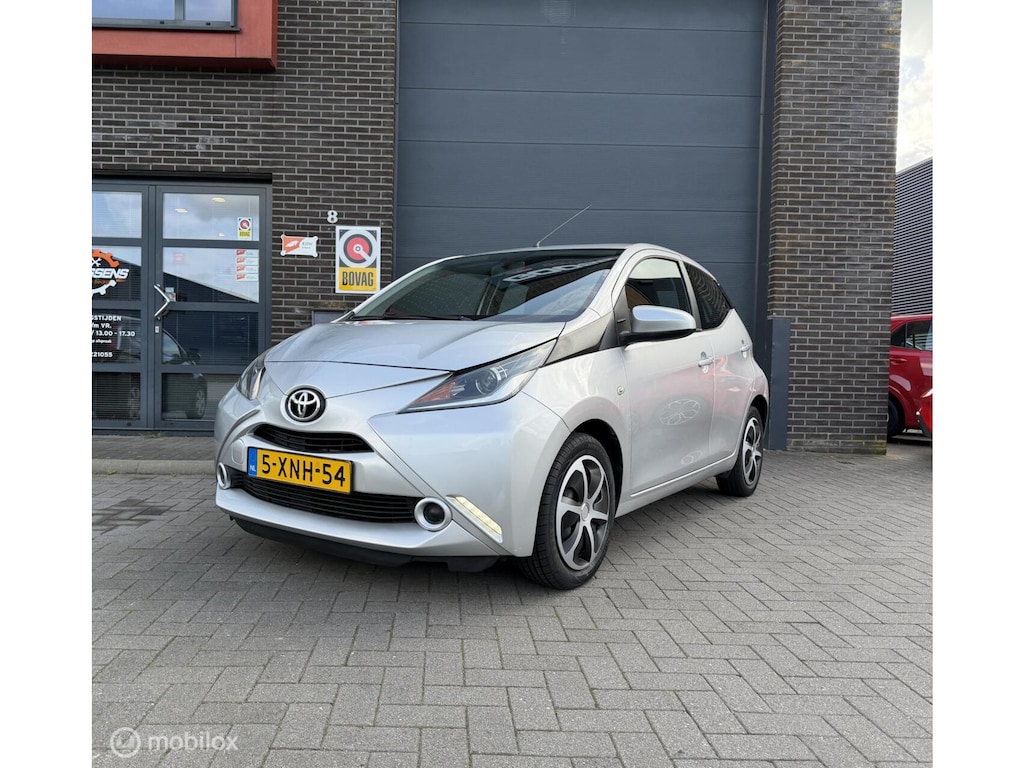 Toyota Aygo 1.0 VVT-i x-play