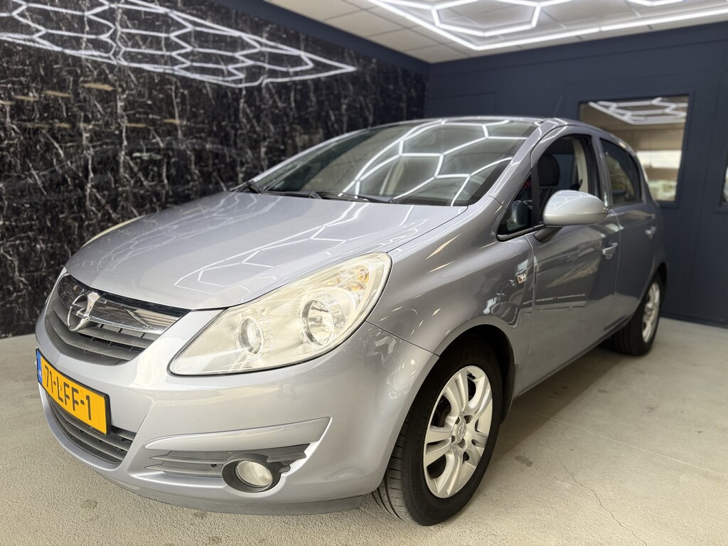 Opel Corsa 1.2-16V Enjoy