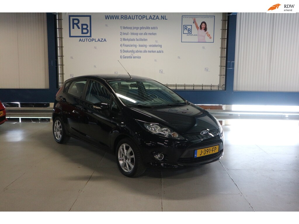 Ford Fiesta 1.25 Titanium / APK 8 2027 ! ! ! !