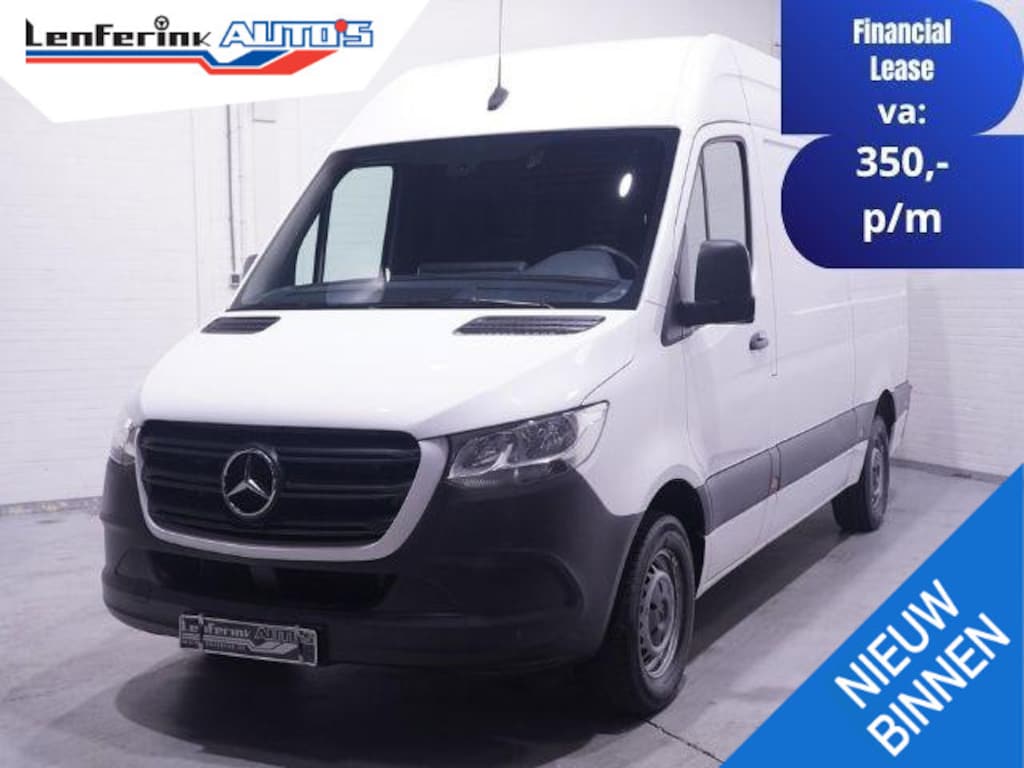 Mercedes-Benz Sprinter 317 CDI 170 pk L2H2 Camera, Apple Carplay Cruise Control, Airco, Opstap achter, 3-Zits