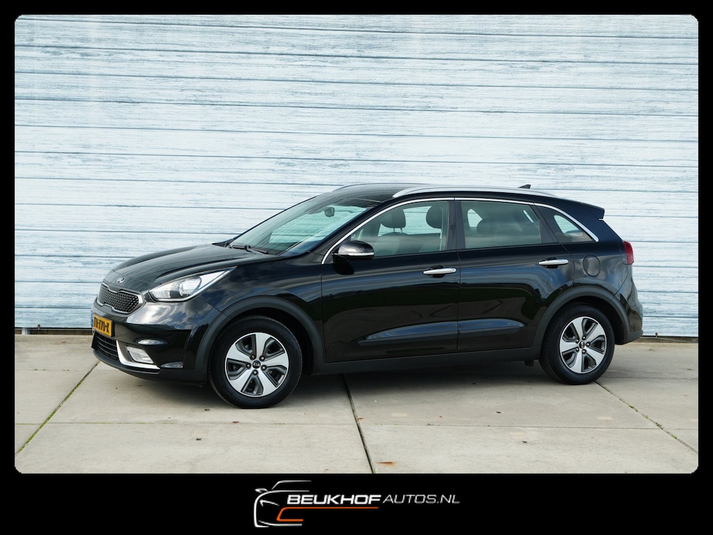 Kia Niro Hybrid 1.6 GDi DynamicLine Cam Trekhaak Carplay Nav