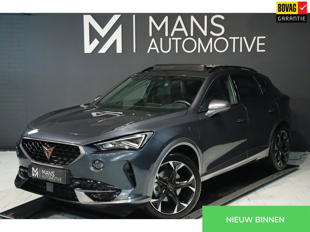 CUPRA Formentor 1.4 e-Hybrid VZ / PANO / ACC / CAMERA / KEYLESS / STUUR+STOELVERW