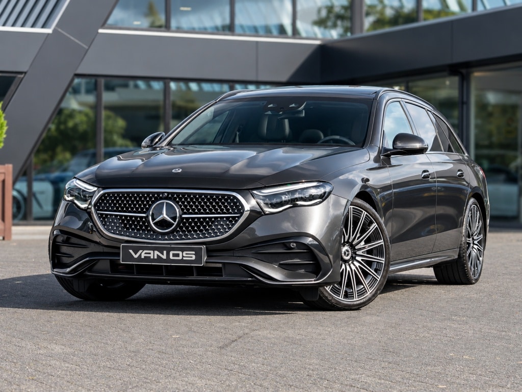 Mercedes-Benz E-klasse Estate E300e AMG Line Premium Plus | Superscreen | Massage | Nappa Leder | BTW | Trekhaak | Pano