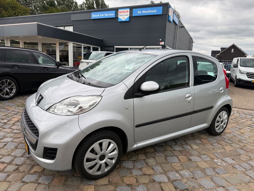 Peugeot 107 1.0-12V Sublime