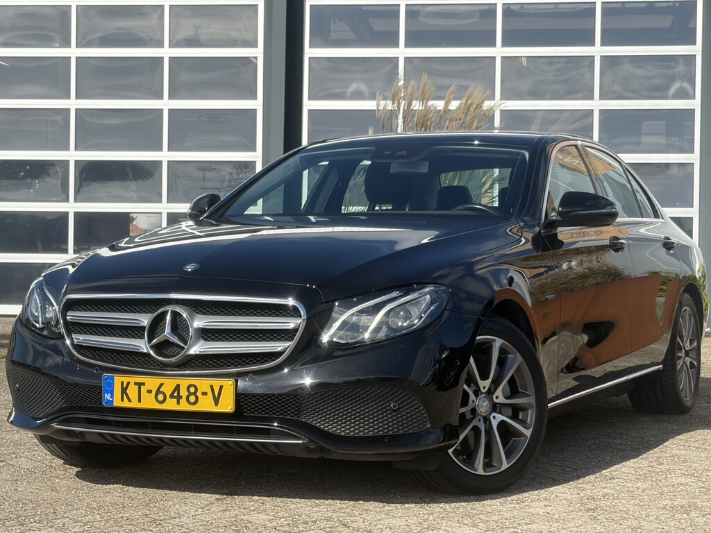 Mercedes-Benz E-klasse 350 e Lease Edition 272pk | BTW auto! | Widescreen | Cruise control | Electronic climate control | LED koplampen | Navigatiesysteem full map | Parkeersensor voor en achter | Sfeerverlichting | Voorstoelen verwarmd | Zeer nette auto!