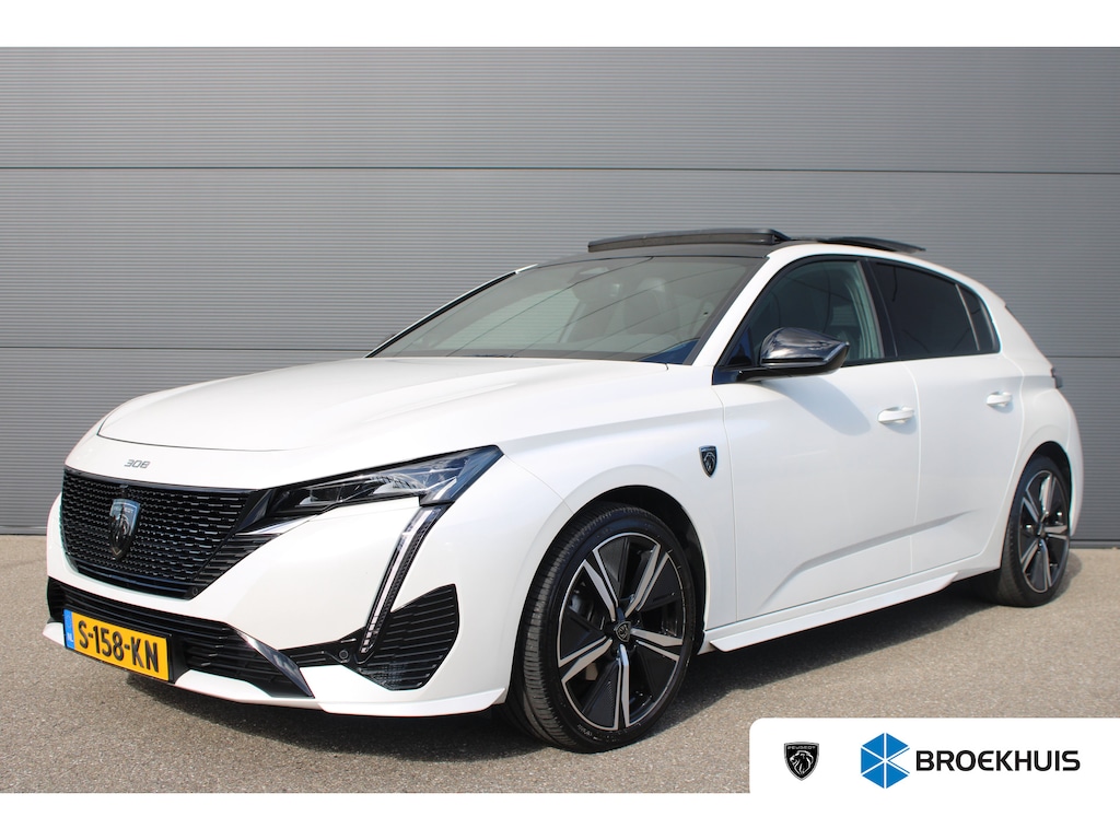 Peugeot 308 1.2 PureTech 130pk EAT8 GT | Automaat | Panorama/schuifdak | Focal | Navigatie | Camera voor + achter | NL auto |