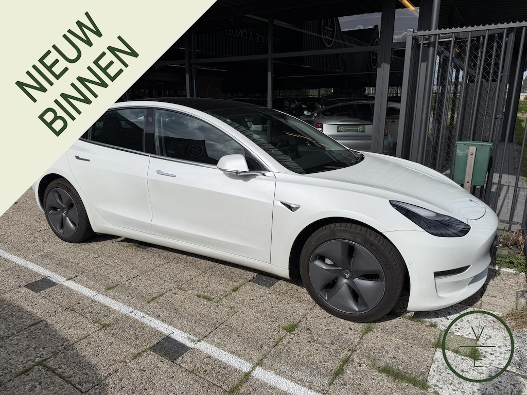 Tesla Model 3 Long Range RWD 75 kWh | Nieuwstaat | Pano |