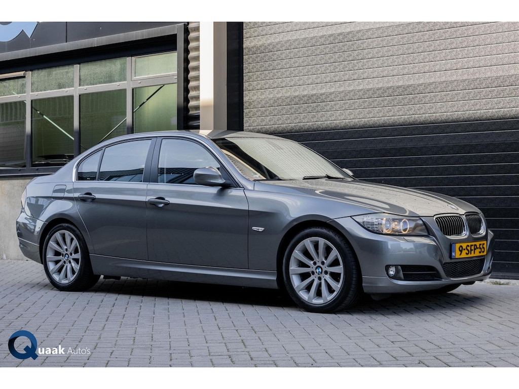 BMW 3-Serie 325i High Executive | XENON | STOELVERWARMING | TREKHAAK |