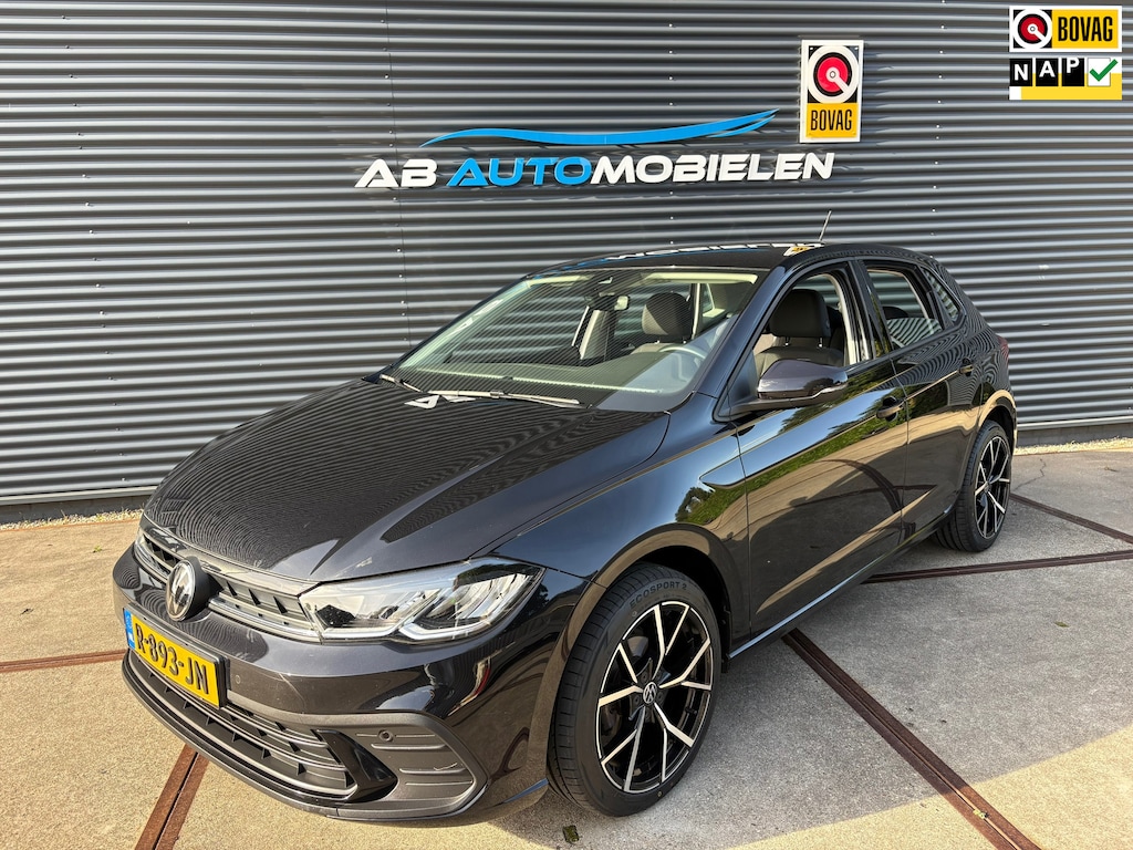 Volkswagen Polo 1.0 TSI Life PARKEERSENSOREN/ CARPLAY/ NAVI