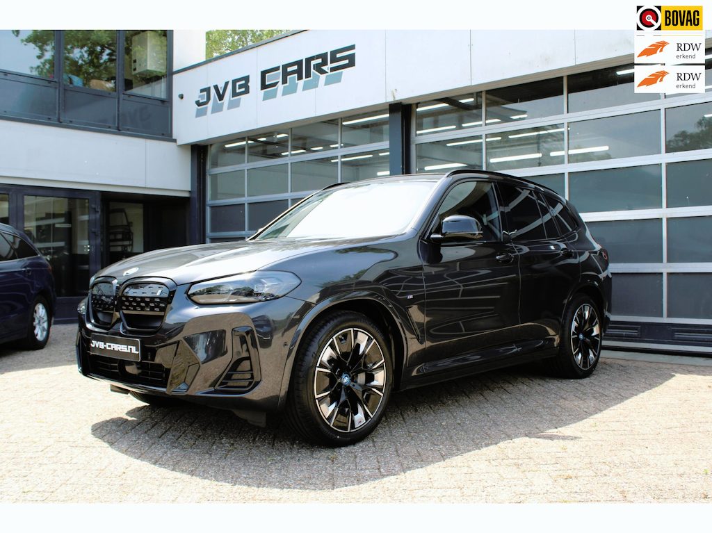 BMW iX3 High Executive 80 kWh/pano/Mpakket