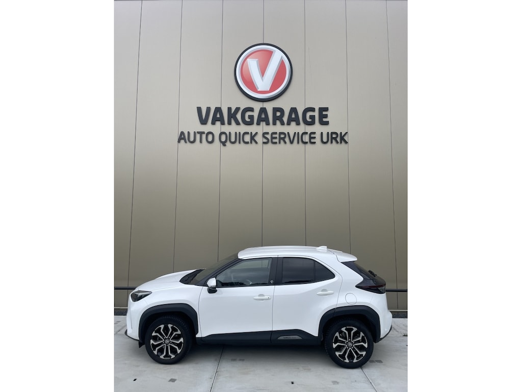 Toyota Yaris Cross 1.5 HYB Team D