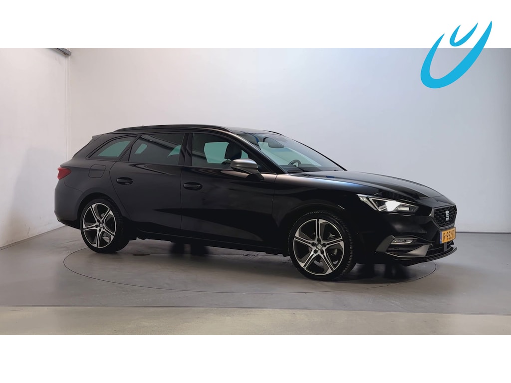 SEAT Leon Sportstourer 1.5 TSI 150pk FR Business Intense LED Trekhaak Camera App-Connect Sfeerverlichting