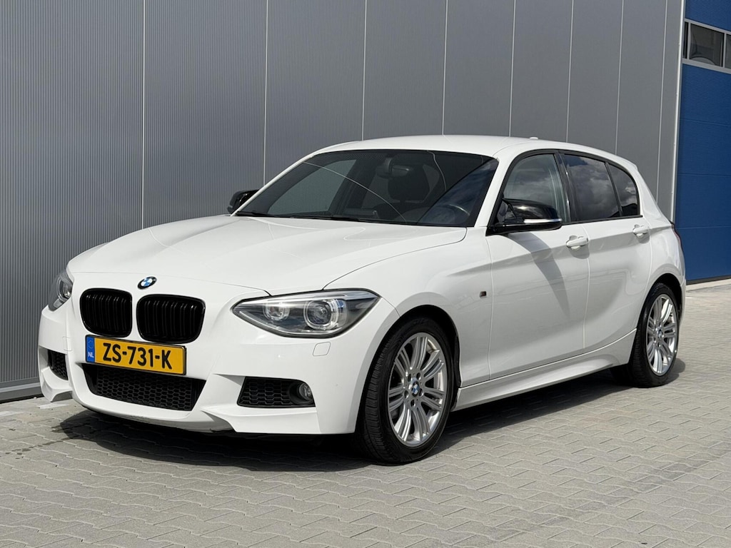 BMW 1-Serie 116i M-Pakket - Xenon - Navi - PDC - NW ketting