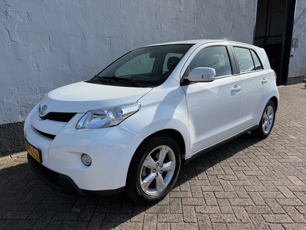 Toyota Urban Cruiser 1.3 VVT-i Comfort - Lederen Interieur