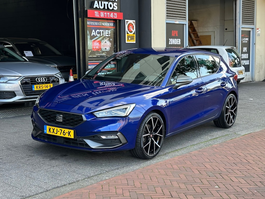 SEAT Leon 1.5 eTSI FR Aut Leer Navi Camera Carplay