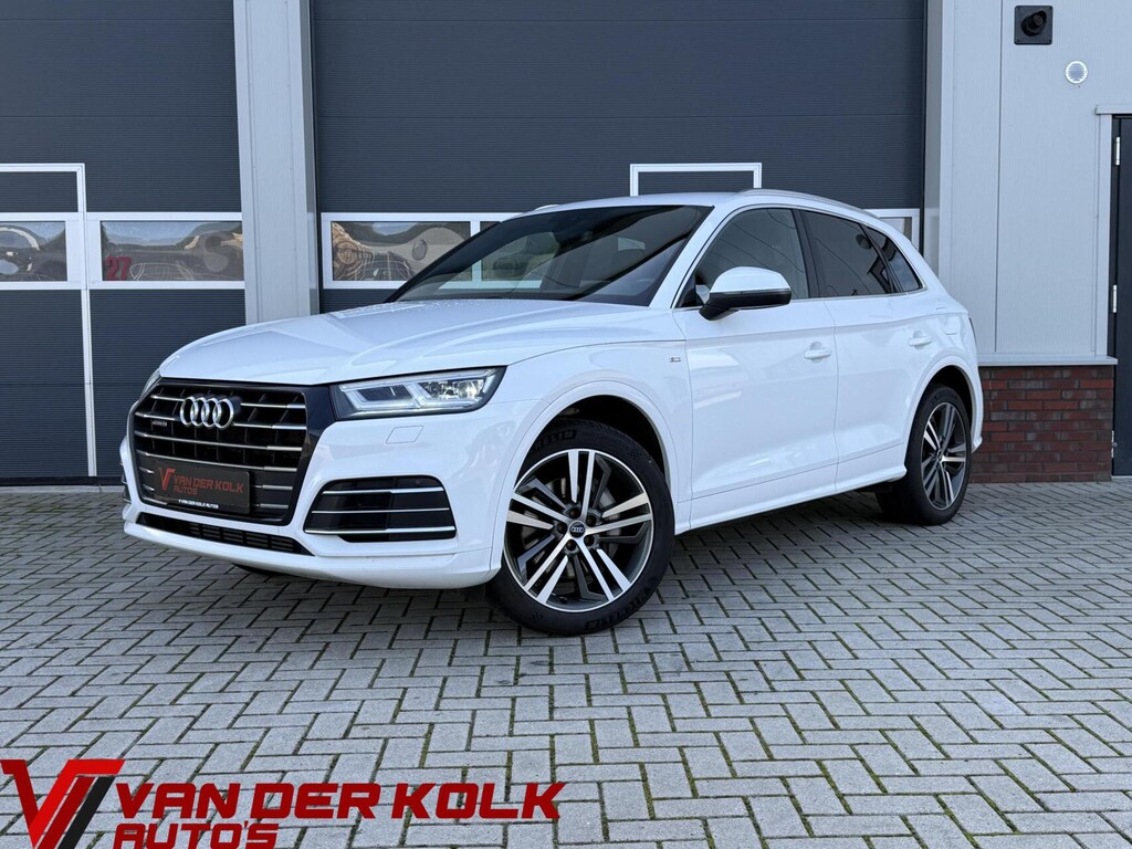 Audi Q5 55 TFSI e quattro Competition | Full LED | Half Leder | Navigatie | Adaptive Cruise | Climate | Stoelverwarming | Trekhaak | Sensoren