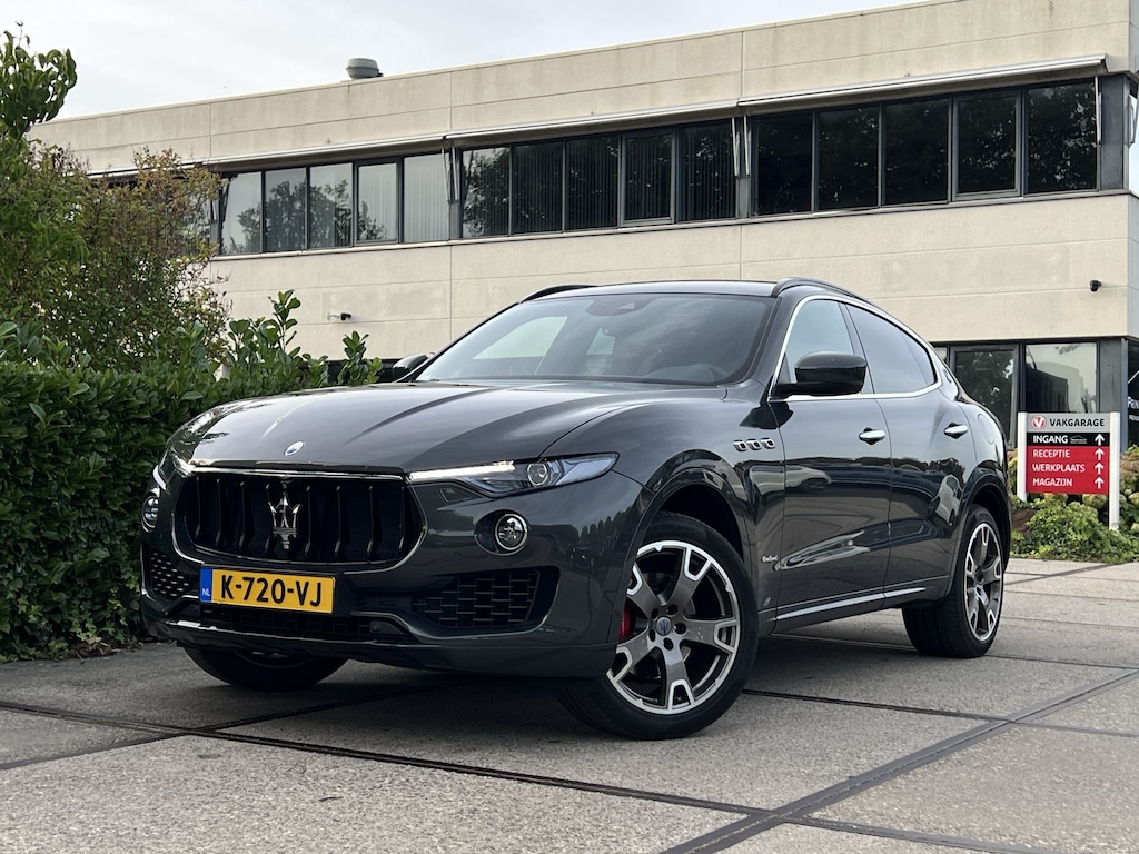 Maserati Levante 3.0 V6 D AWD GranLusso |CARBON|LUCHTVERING|STOELVERW.|TREKHAAK| 19579 \ 5736