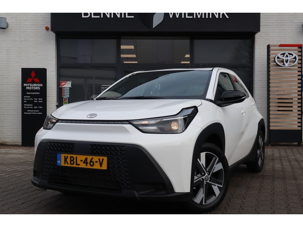 Toyota Aygo X Hybrid 115 play | LM Velgen | Stoelverwarming