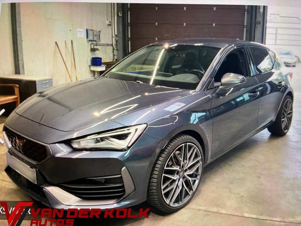 CUPRA Leon 1.4 e-Hybrid VZ Business