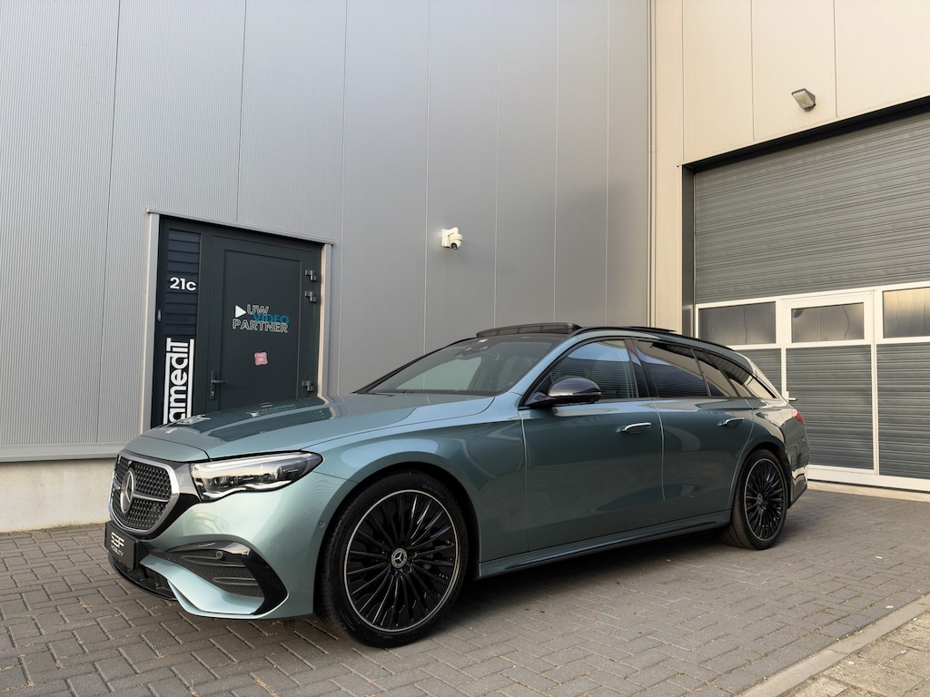 Mercedes-Benz E-klasse Estate 300 e AMG 313PK | Pano | Memory | 360 | Ambient plus | Trekhaak | ACC | BTW auto