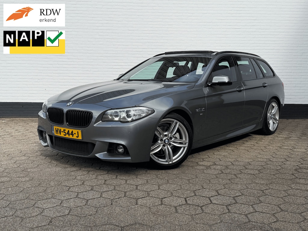 BMW 5-Serie Touring 520i High Exe. M-Sport l PANO l TREKHAAK