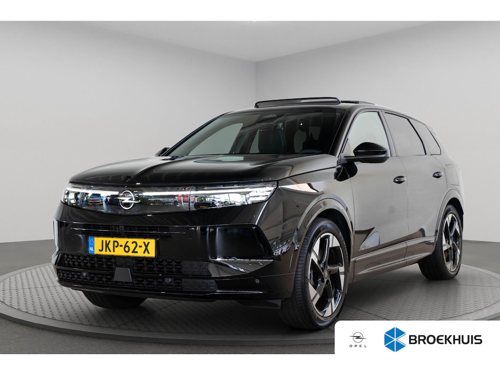 Opel Grandland 1.6 Turbo Plug-in-Hybrid GS | Tot 8 Jaar Garantie | Lederen bekleding | Trekhaak | Panoramadak | 20 Inch velgen | Stoel & Stuuverwarming | 7.4 KW Lader | Focal Audio |