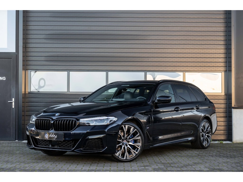 BMW 5-Serie Touring 530e High Executive M-sport Individual20"|H&K|ACC Stop & Go|Trekhaak