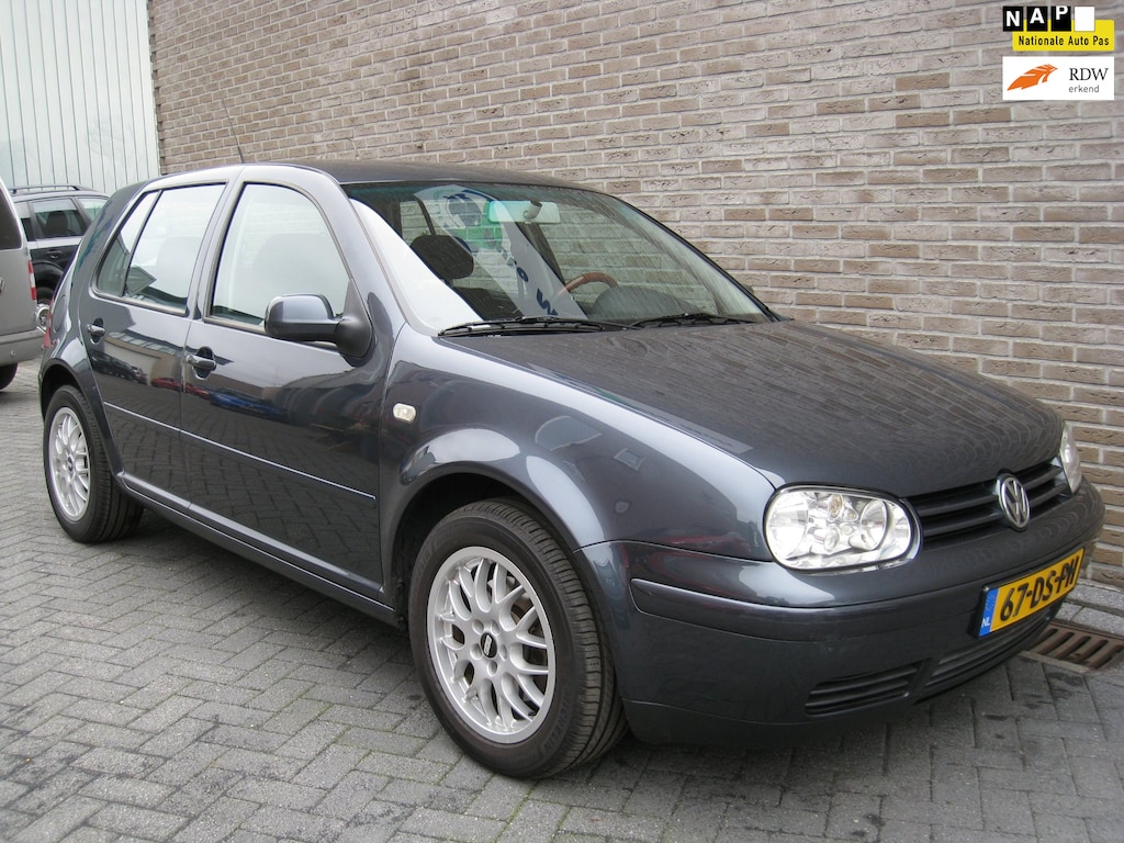 Volkswagen Golf 2.3 V5 Highline - Toerenteller - Sportstoelen - Mistlampen voor