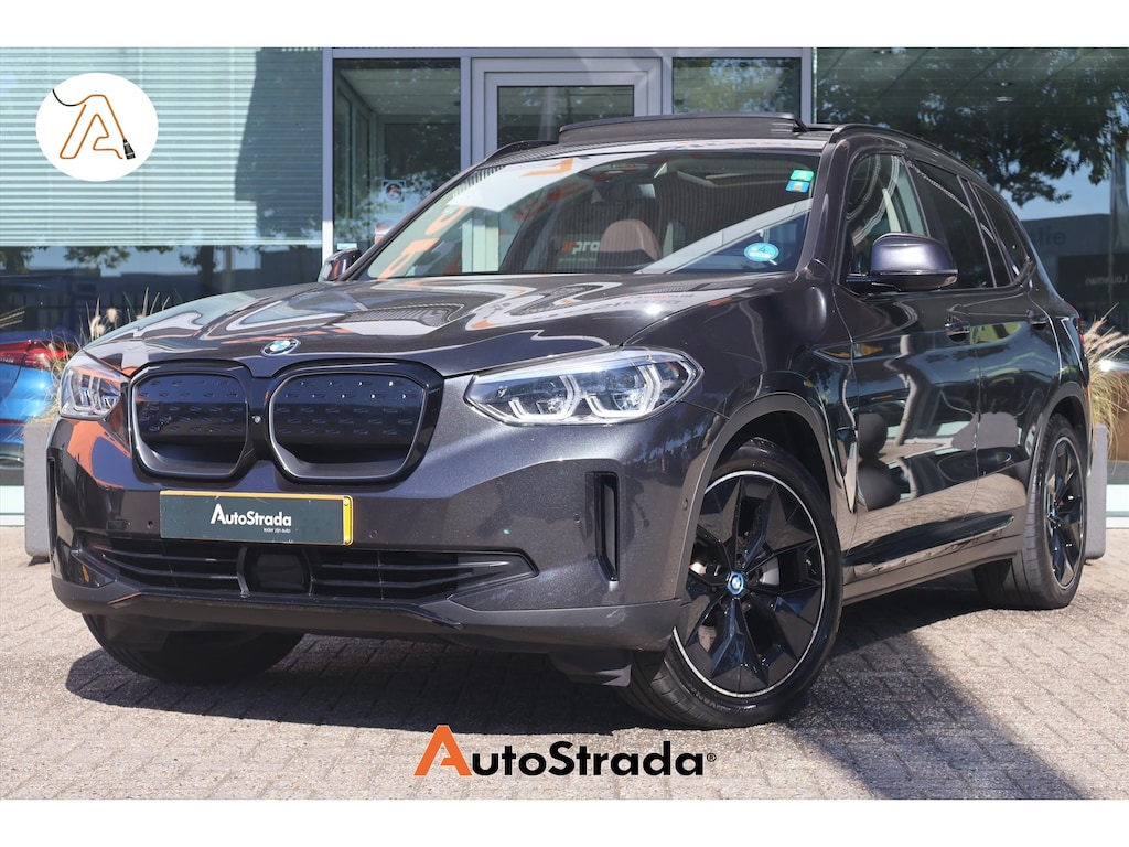BMW iX3 (g08) iX3 Executive 286pk SoH 97% | Leder | Pano | 360 Camera | Sfeer | ACC | Climate | Memory | Stoelverwarming |