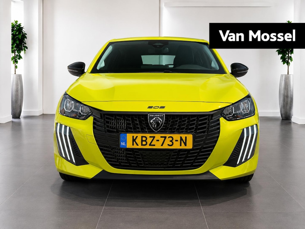Peugeot 208 1.2 PureTech 100 Style | Navigatie | Apple Carplay/Android Auto | Parkeersensoren |
