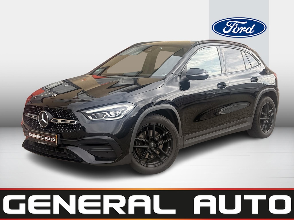 Mercedes-Benz GLA 200 AMG Line, Automaat, Alcantara