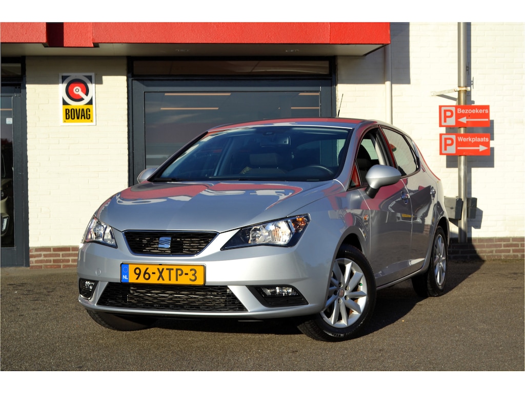 SEAT Ibiza 1.2 TSI Style, Business, NL-auto, 1e eigenaar ! slechts 18.000 km !! Nieuwstaat !! altijd binnen gestaan !!