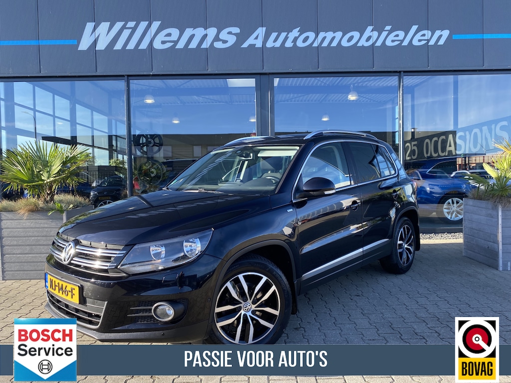 Volkswagen Tiguan 1.4 TSI Sport&Style Stoelverwarming , Trekhaak wegklapbaar