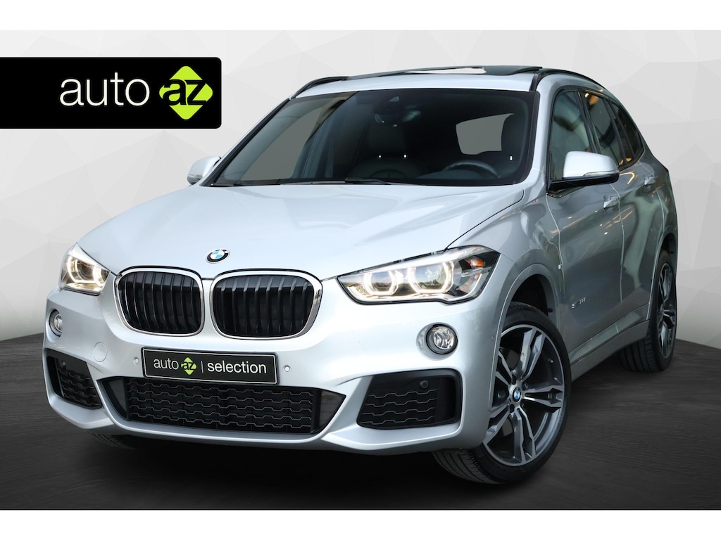 BMW X1 sDrive20i M Sport / Head-up / Pano