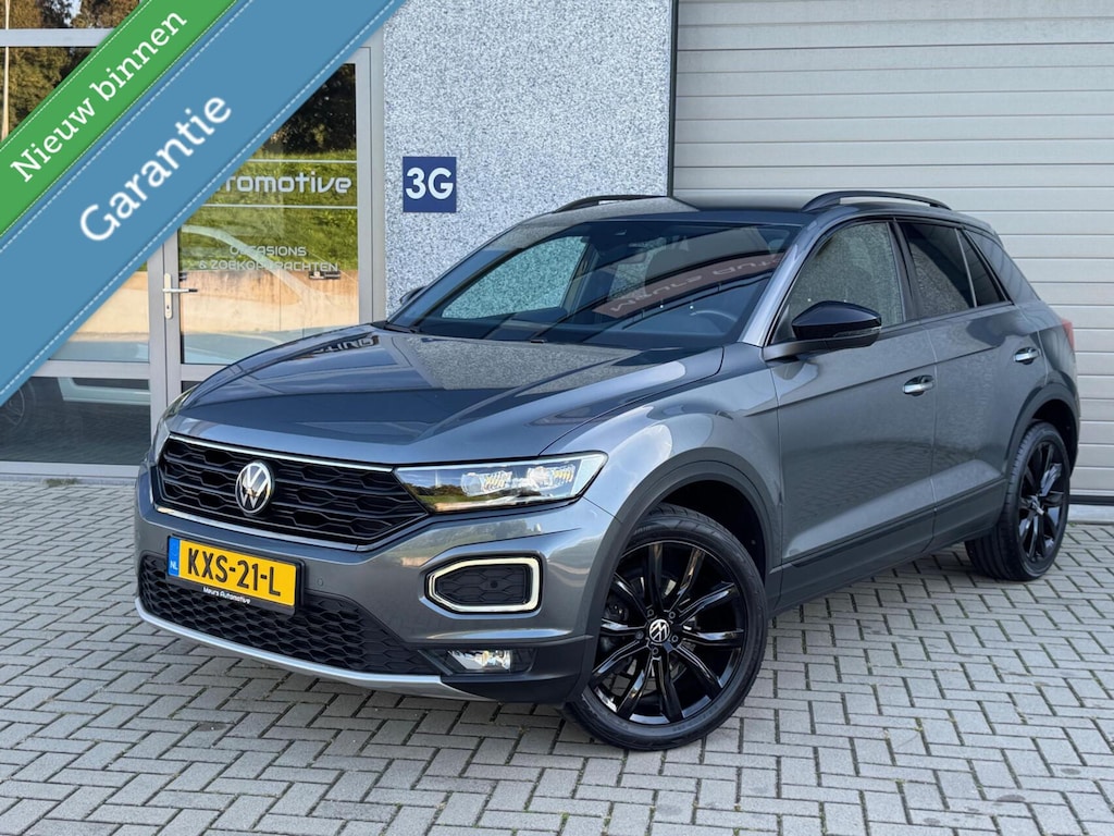 Volkswagen T-Roc 1.5 TSI Sport Black Style Virtual/Camer/Stoelverw/ACC/CarPlay