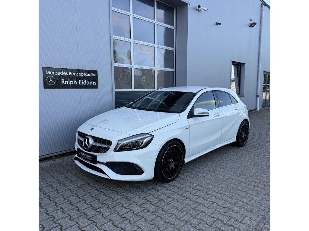 Mercedes-Benz A-klasse 180 Bus. Sol. AMG