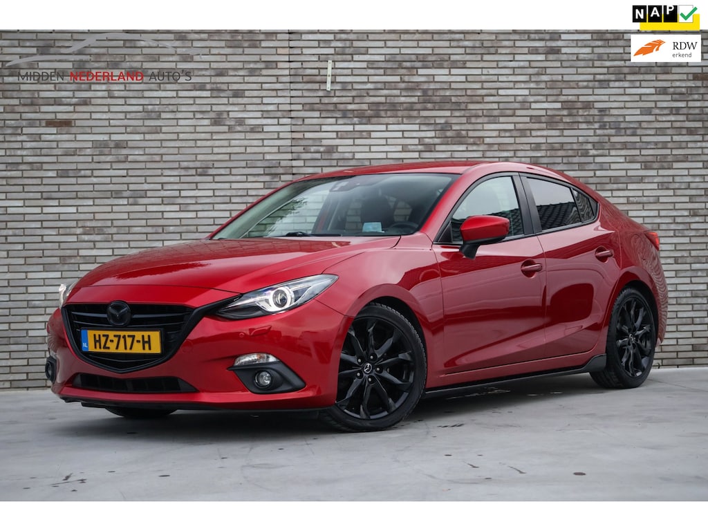 Mazda 3 2.0 GT-M * LEER * BOSE * PDC * HEAD UP DISPLAY * STOELVERWARMING *