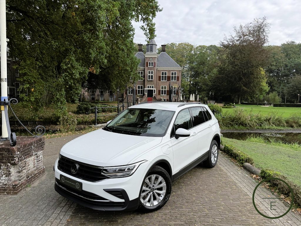 Volkswagen Tiguan 1.4 TSI eHybrid R-Line Business | SOH 96 | Camera | Virtual Cockpit |