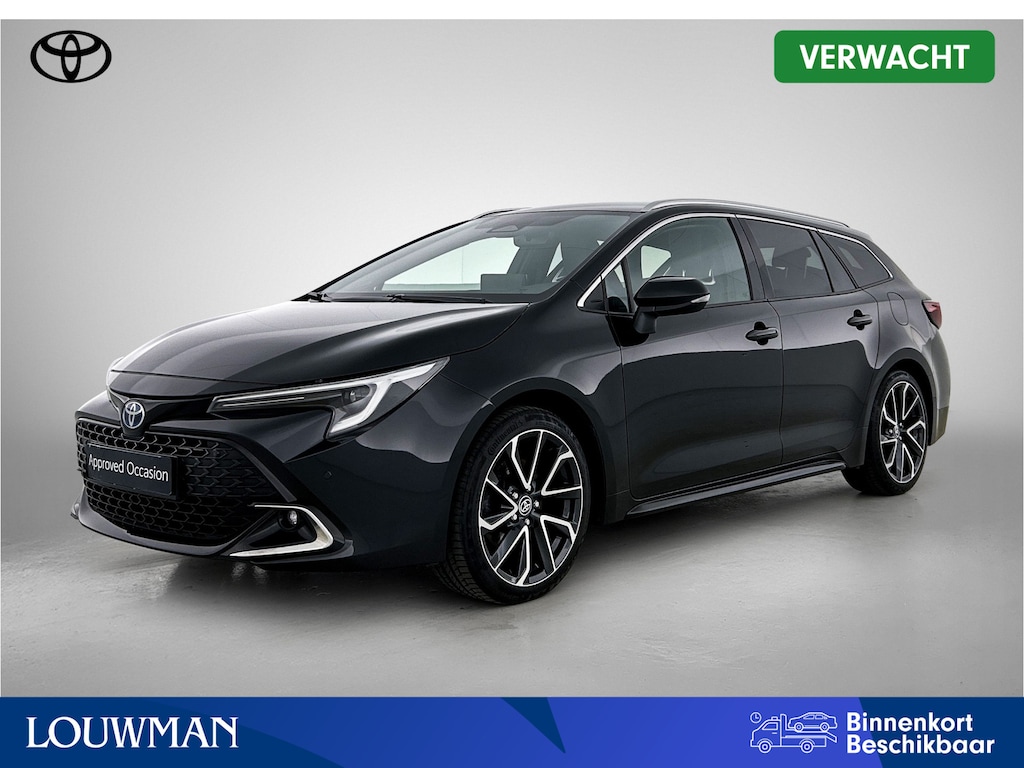 Toyota Corolla Touring Sports Hybrid 200 Executive | BTW voertuig | JBL | Head-Up Display | Dodehoek detectie | Parkeersensoren voor+achter | Lederen bekleding | Stoel+stuurverwarming | Navigatie | Apple CarPlay/Android Auto | Cruise Control