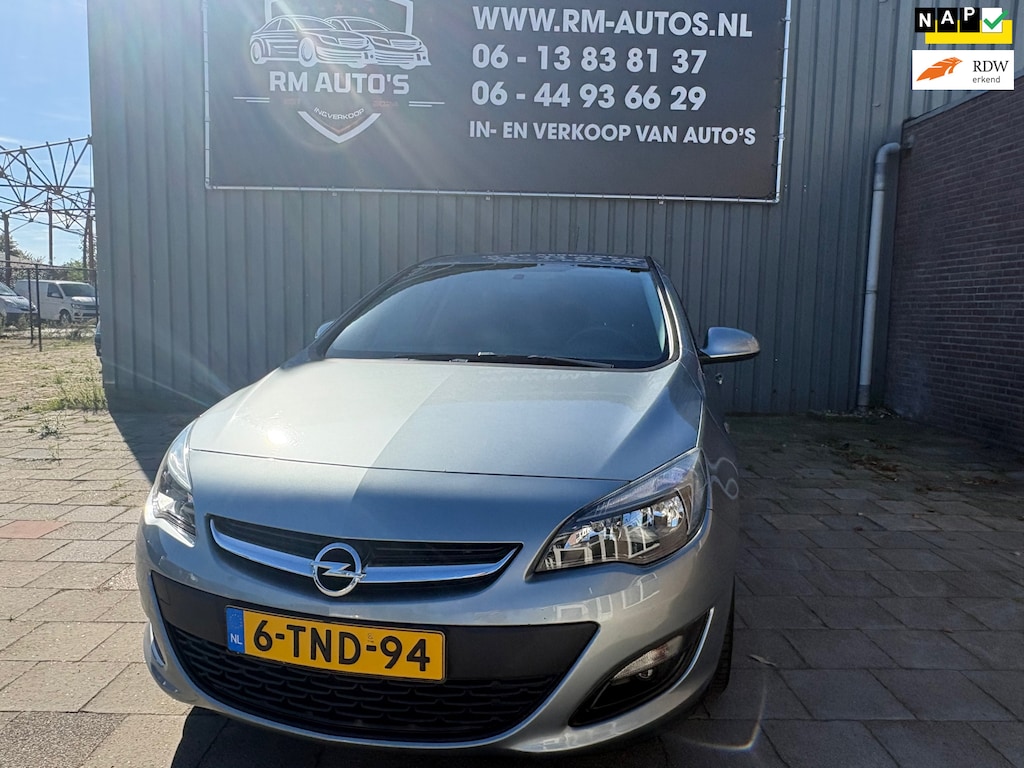 Opel Astra 1.4 Turbo Berlin