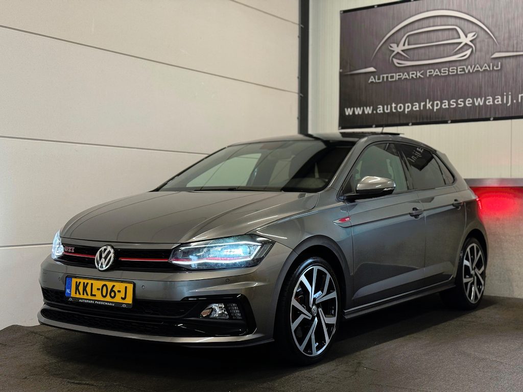 Volkswagen Polo 2.0 TSI GTI Pano, ACC, Virtual Cockpit, Apple Carplay, LED, Achteruitrijcamera, Stoelverwarming, Airco