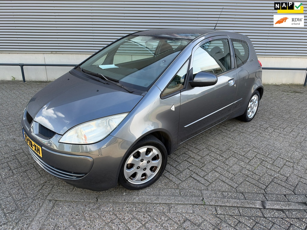 Mitsubishi Colt **Mitsubishi Colt 1.3 Invite | Dealer Onderhouden | Onderhoudsboekje | Slechts 4 Eigenaren | APK bij Aflevering**
