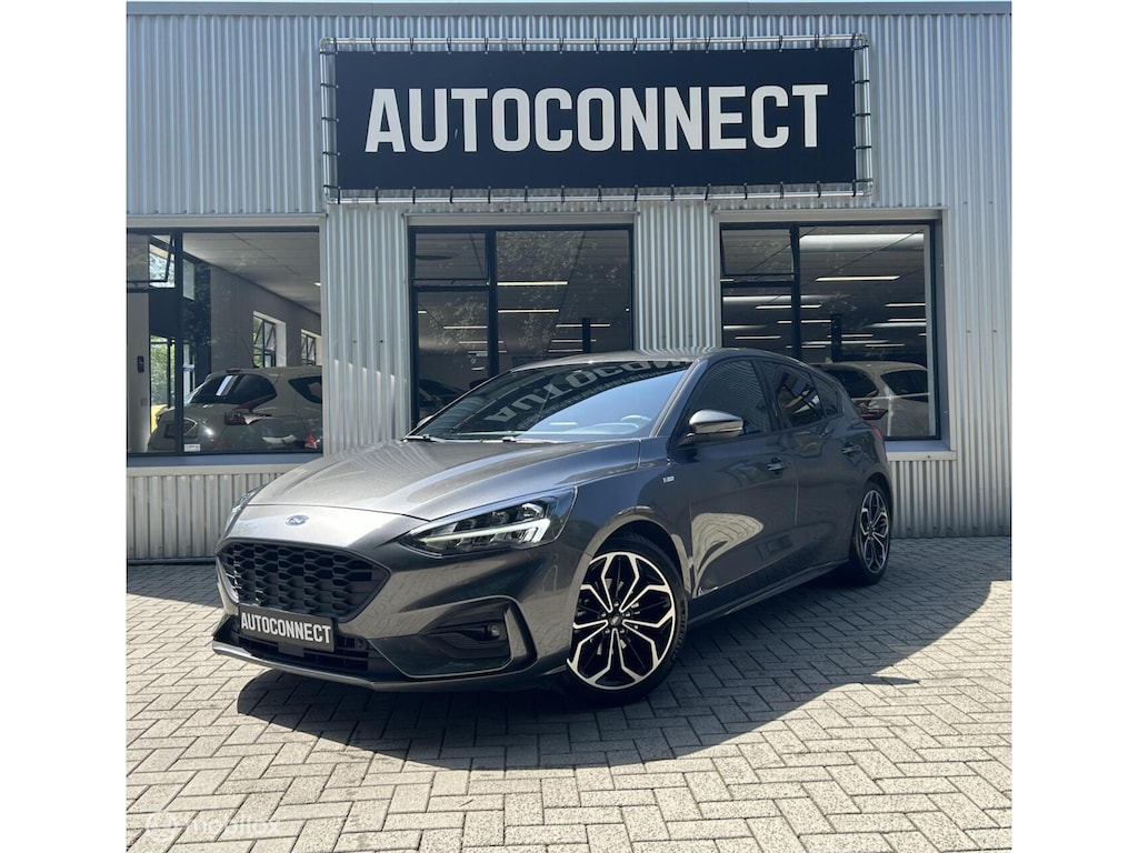 Ford Focus 1.5 EcoBoost ST Line. AUTOMAAT, NAVI, CRUISE, CLIMA, XENON